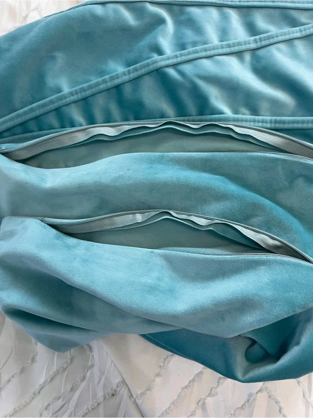 Set of 2 Aqua Blue Velvet Decorative Throw Pillow Covers 18x18 Zip Closure